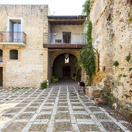 La Casetta Nel Borgo Partinico Room photo